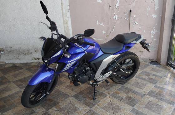 YAMAHA FZ25 FAZER ABS 